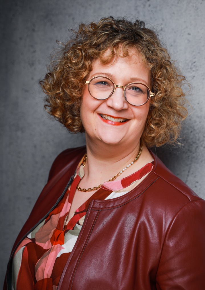 Prof. Dr. Sabine Ludwigs